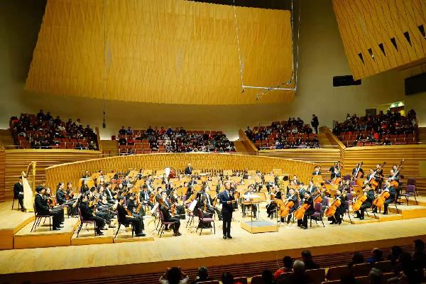 上藥控股舉辦2020新年音樂(lè)會(huì)